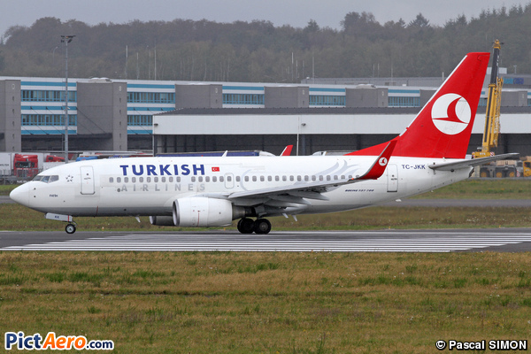 Boeing 737-752(WL)  (Turkish Airlines)