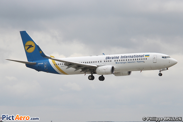 Boeing 737-84R (Ukraine International Airlines)