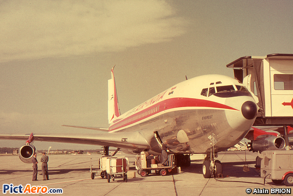 707-437 (Air India)