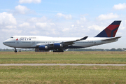 Boeing 747-451 (N665US)