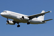 Airbus A320-232 (LY-VEJ)