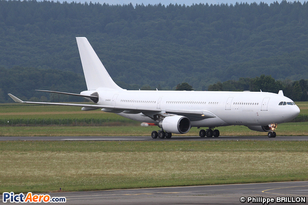 Airbus A330-203 (Eva Air)
