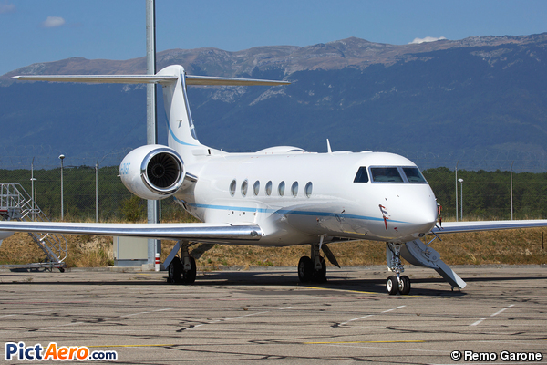 Gulfstream Aerospace G-550 (G-V-SP) (TAG Aviation)