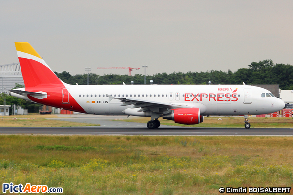 Airbus A320-216/WL (Iberia Express)