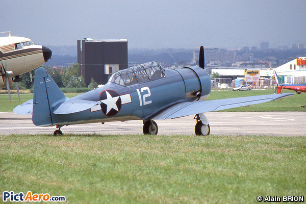 North American AT-6C Harvard Mk2A (Private / Privé)