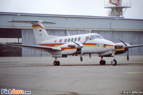 Beech Super King Air 200 (NFD-Numberger Flugdienst)