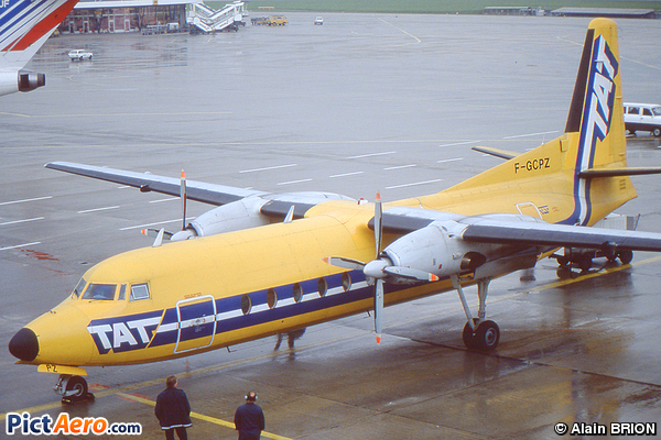 Fairchild Hiller FH-227B (TAT - Transport Aerien Transrégional)