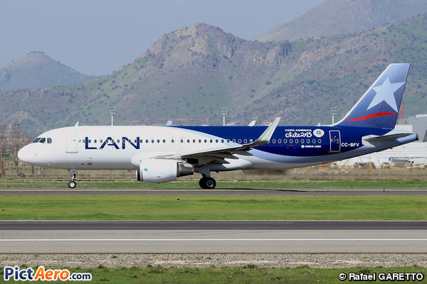 Airbus A320-214 (LAN Airlines)