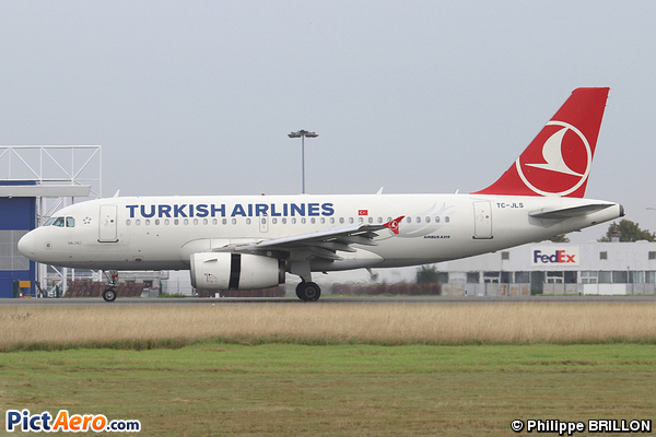 Airbus A319-132 (Turkish Airlines)