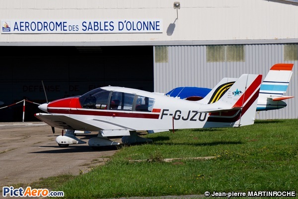 Robin DR-400-120 (SOCIETE DES TECHNIQUES AERONAUTIQUES DE RADIOCOMMUNICATION / STAR (SARL) )