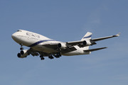 Boeing 747-458