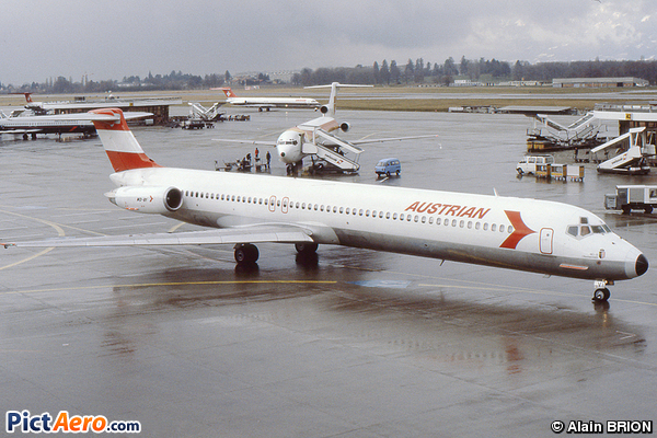 McDonnell Douglas MD-83 (DC-9-83) (Austrian Airlines)