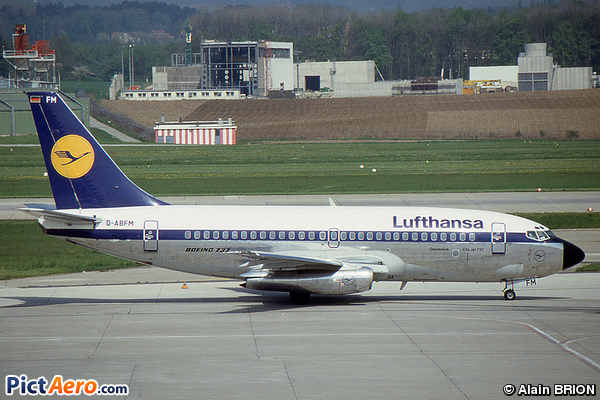 Boeing 737-230 (Lufthansa)