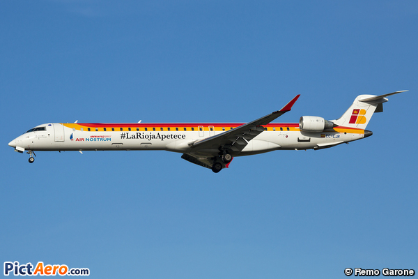 Canadair CL-600-2E25 Regional Jet CRJ-1000 (Iberia)