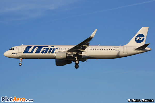 Airbus A321-211 (UTair Aviation)