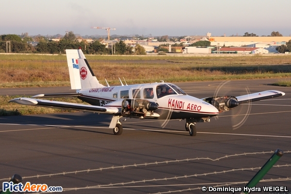 PA-34-200 - F-BXLZ (SARL HANDI AERO ) by Dominique 