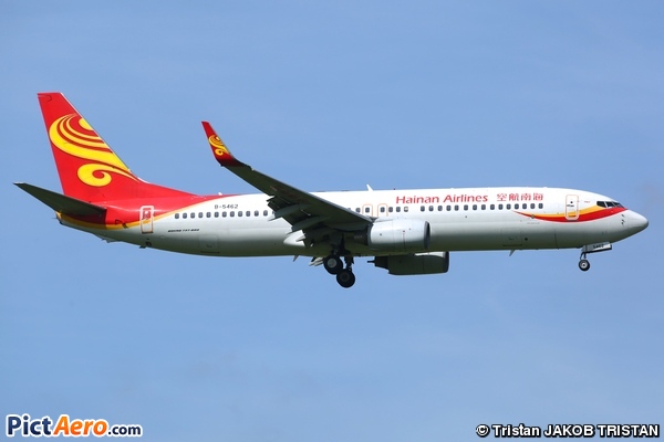 Boeing 737-84P (Hainan Airlines)