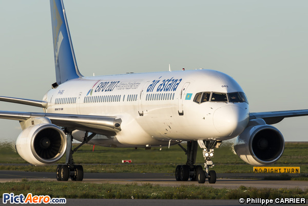 Boeing 757-2G5 (Air Astana)