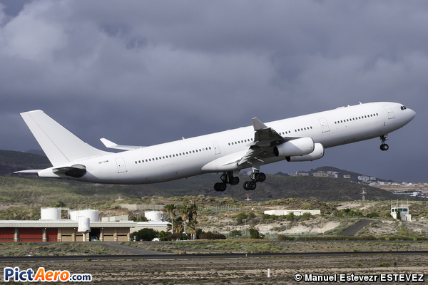 Airbus A340-313 (Hifly)