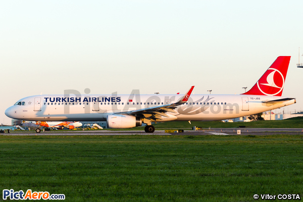 Airbus A321-231/WL (Turkish Airlines)