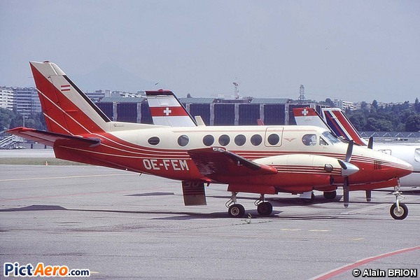 Beech Super King Air 300LW (Airlink)