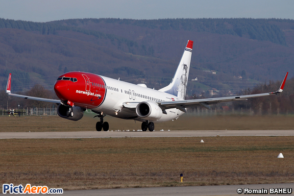 Boeing 737-86N (Norwegian Air International)