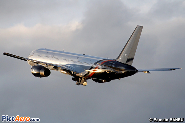 Boeing 757-256 (Titan Airways)