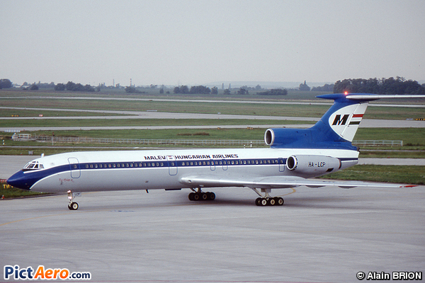 Tupolev Tu-154B-2 (Malév Hungarian Airlines)