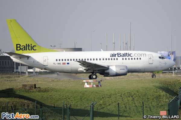 Boeing 737-33V (Air Baltic)