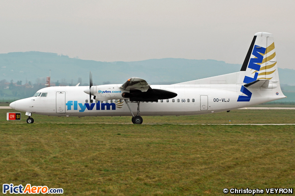 Fokker 50 (VLM Airlines)