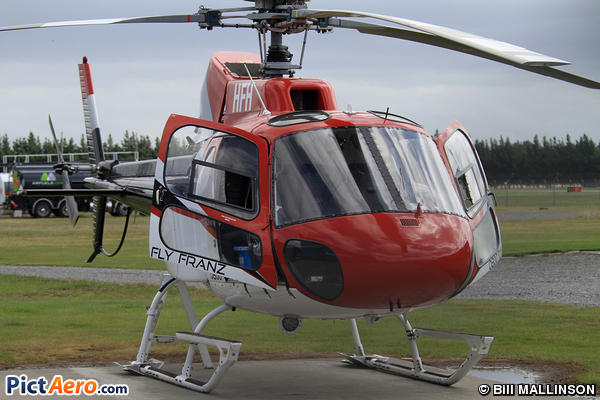 Aérospatiale AS-350B2 Ecureuil (Glacier Country Helicopters)