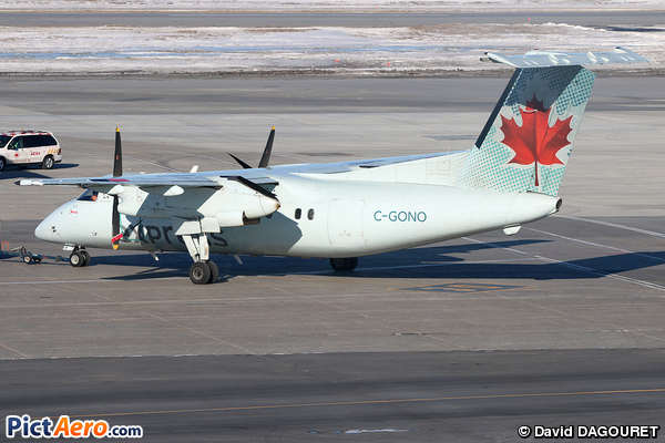 De Havilland Canada DHC-8-102 (Air Canada Express)
