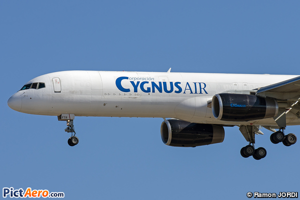Boeing 757-256 (Cygnus Air)