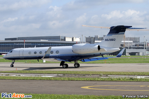 Gulfstream Aerospace G-V Gulfstream V (J.C. Flowers & Company LLC)