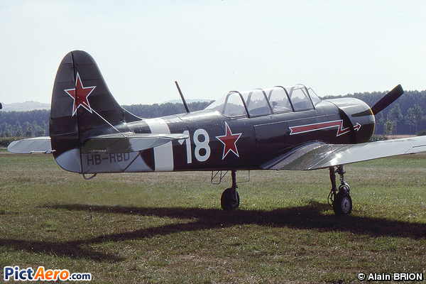 Yakolev Yak-18A (Société Civile Particulière)