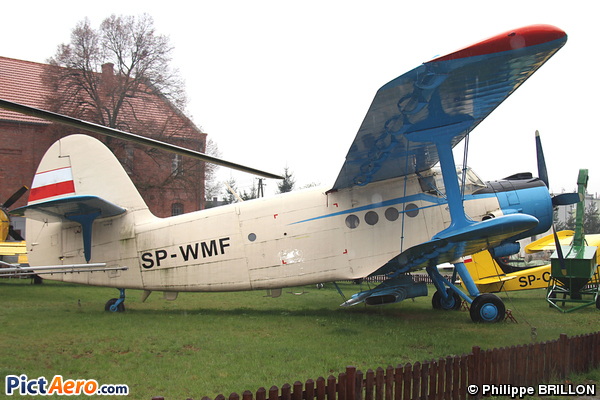 Antonov An-2R (Muzeum Narodowe Rolnictwa)