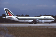 Boeing 747-243B (I-DEMS)