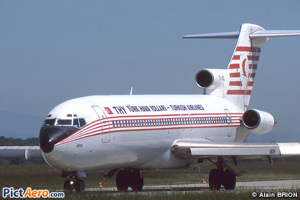 Boeing 727-2F2/Adv (Turkish Airlines)
