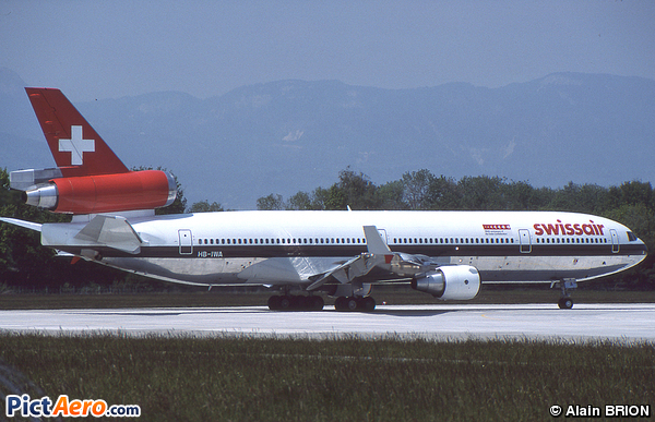 McDonnell Douglas MD-11/F (Swissair)