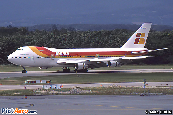 Boeing 747-256B (Iberia)