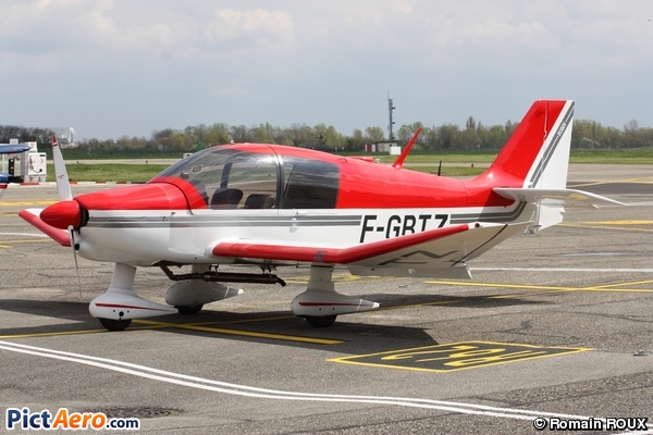 Robin DR-400-2+2 (Aéroclub Renault VI)