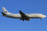 Boeing 737-476/SF (ZK-PAK)