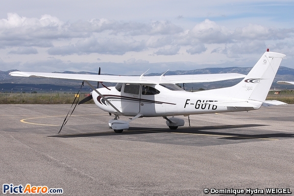 Cessna 182 S (AVIONAIR)