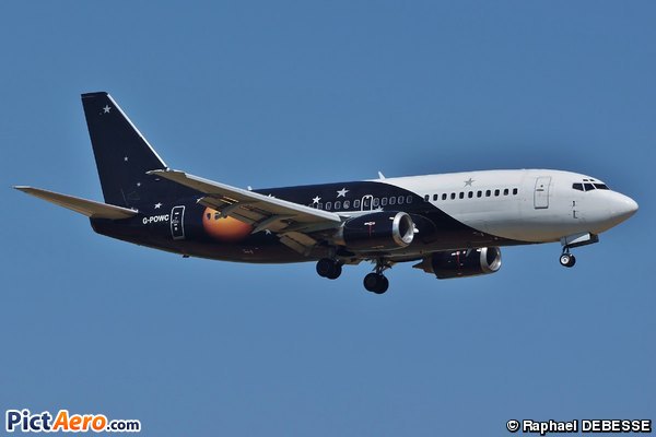 Boeing 737-33A (Titan Airways)