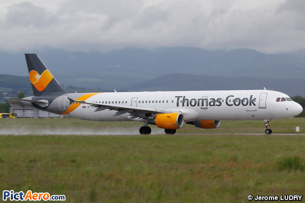 Airbus A321-211 (Thomas Cook Airlines)