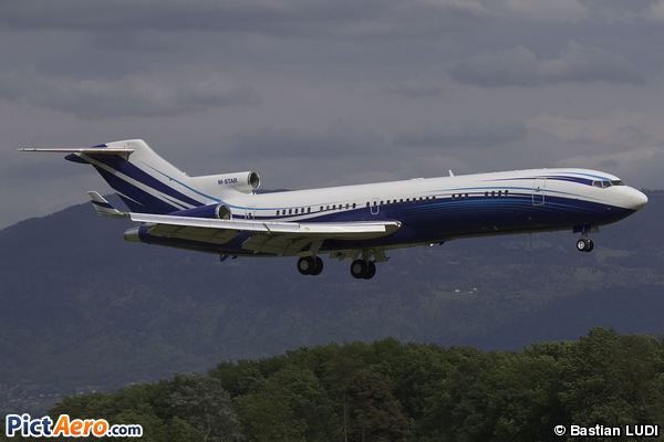 Boeing 727-2X8/Adv (Starling Aviation)