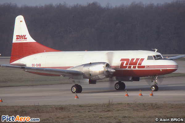 Convair 580F (DHL Cargo)