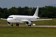 Airbus A320-214 (9A-SLA)