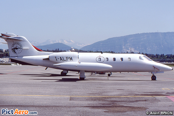 Gates Learjet 35A (Alpi Eagles)