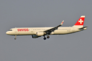 Airbus A321-212/WL (HB-IOO)